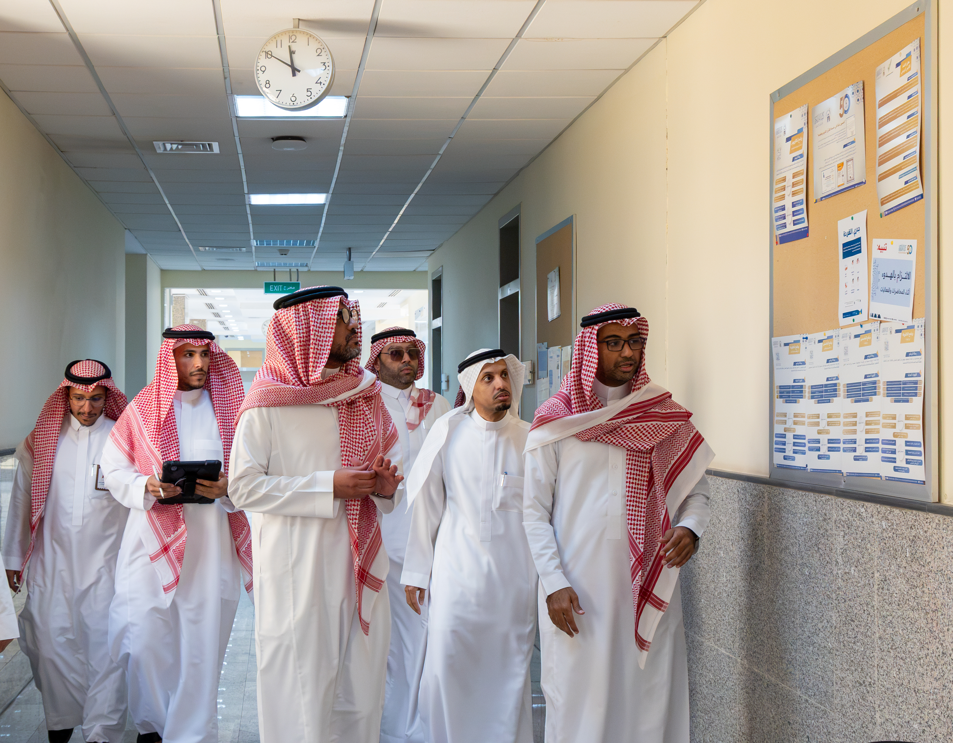 في إطار استعدادات الجامعة الإسلامية للعام الدراسي تفقد رئيس الجامعة عددًا من المرافق واطلع على جاهزيتها 
